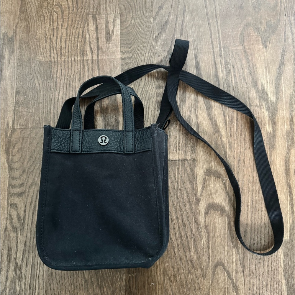 Lululemon Now and Always Micro Tote
